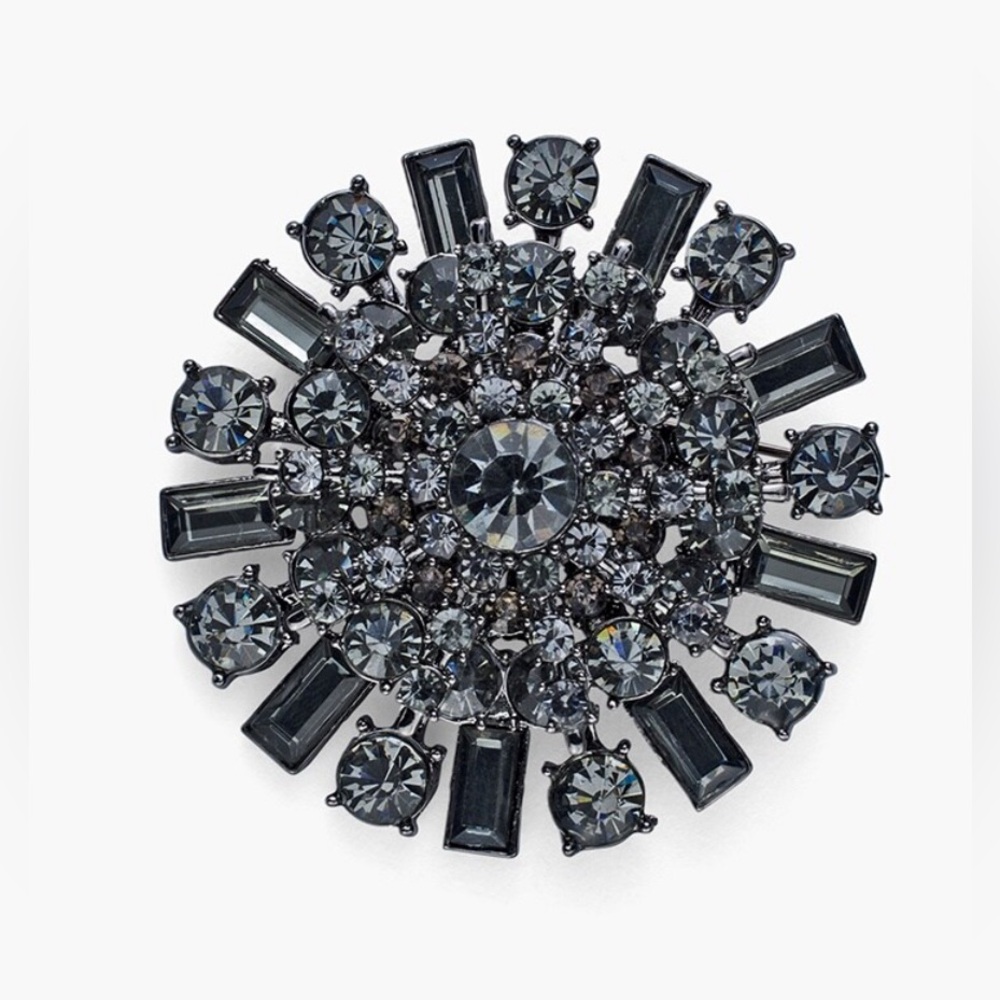 #1046 - Chico’s Haylee Pin Brooch Smoke Gray Rhinestone Crystal Statement Circle